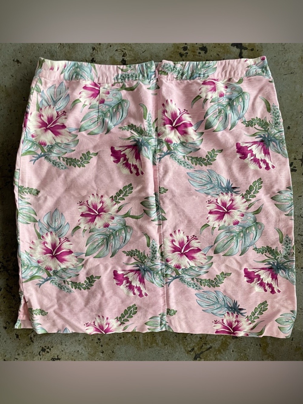 Bermuda Bay A-Line Silk Knee Length Skirt with Tropical Print Size XL - Picture 5 of 6